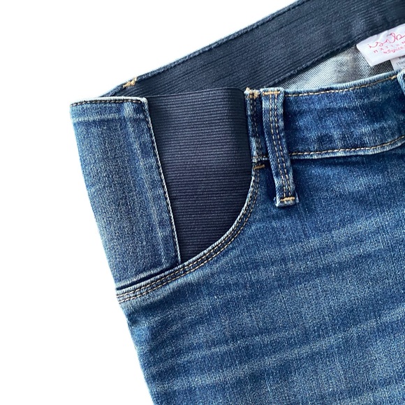 Isabel Maternity Under Belly Bootcut
Maternity Jeans 2 - Picture 7 of 15